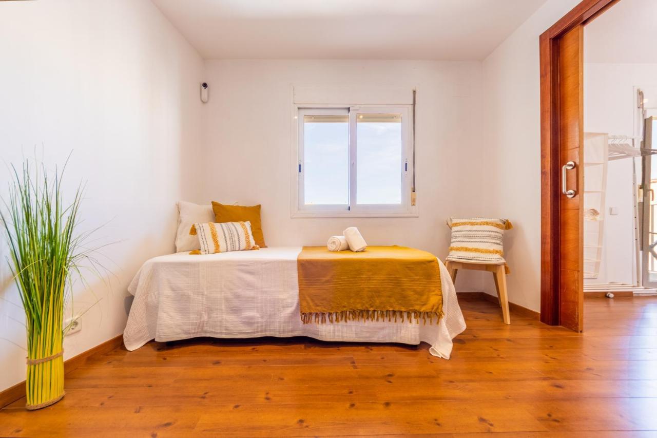 Appartement Wooow!!! Atic Centric Amb Terrassa à Tarragone Extérieur photo